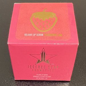 Jeffree Star Cosmetics Velour Lip Scrub in Strawberry Gum